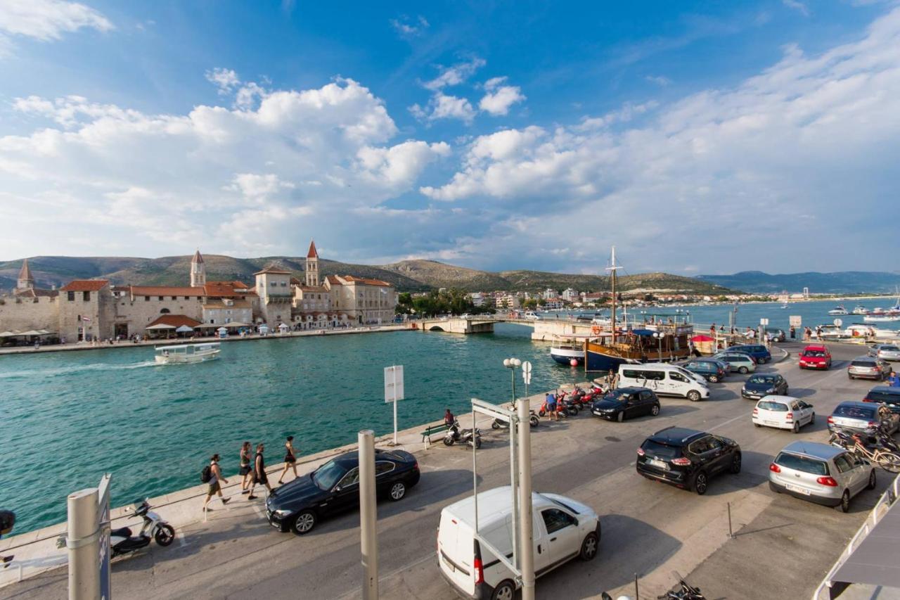 Vila Liza Bed and Breakfast Trogir Eksteriør billede